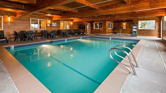 Visit Pinedale Best Western 1