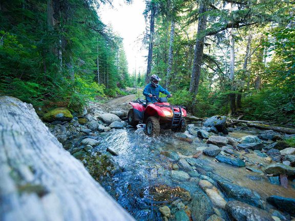4 Wheeling in Pinedale WY