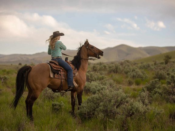 Horseback Riding Soda Lakes Visit Pinedale
